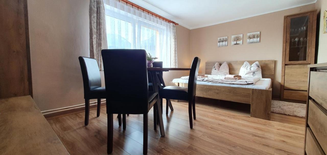 Apartman U Babicky Sebesér Kültér fotó