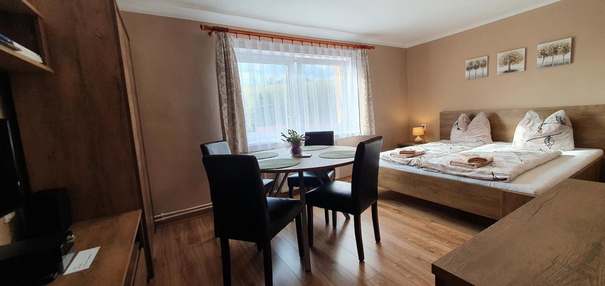 Apartman U Babicky Sebesér Szoba fotó